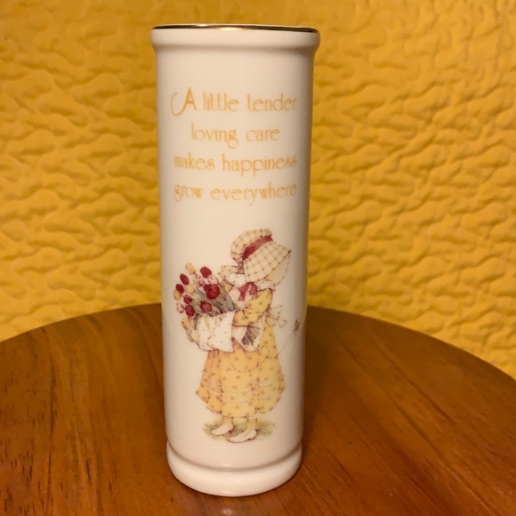 Vintage Holly Hobby Vase Genuine Porcelain. - Picture 1 of 4